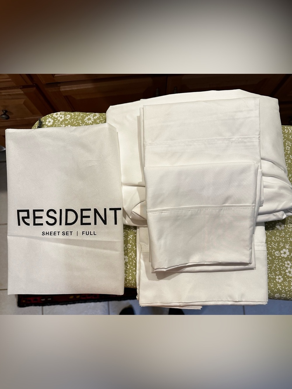 Full Sheet Set in White - Soft Everyday Bedding